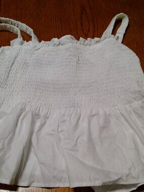 TOP SHOP WHITE TOP NEW WITHOUT TAGS SIZE MED